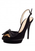 яркие блузки